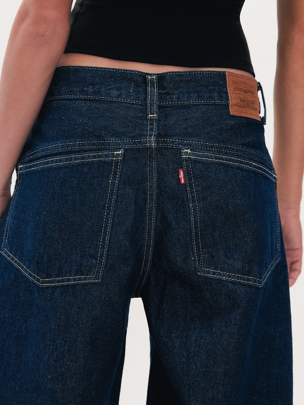 Levi’s Super Baggy Barrel Jean